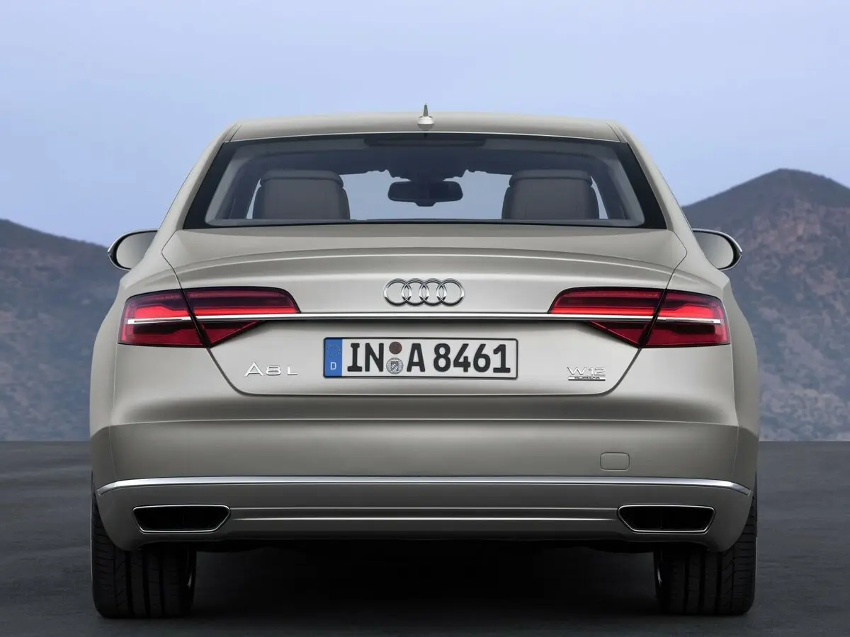 Audi A8 III (D4) Седан Long — 照片 4