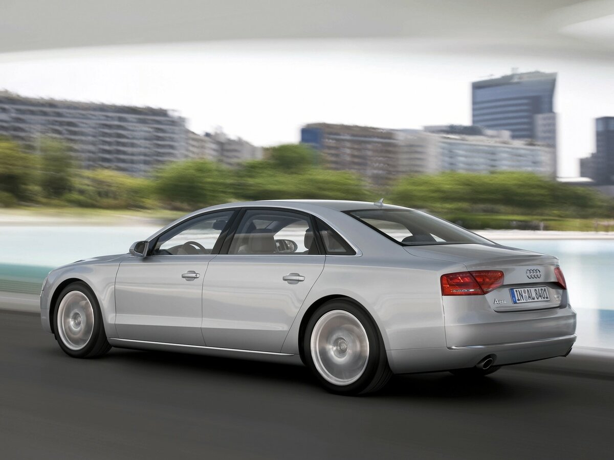 Audi A8 III (D4) Седан Long