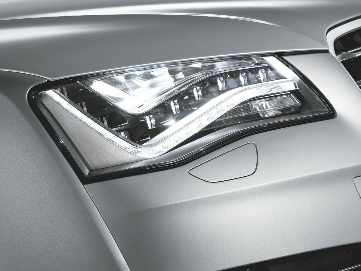 Audi A8 III (D4) Седан Long