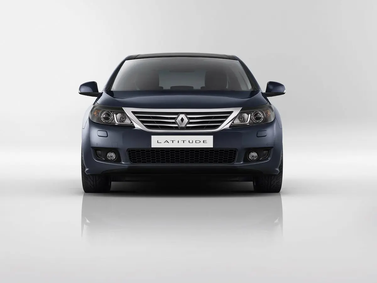 Renault Latitude I Седан — photo 3