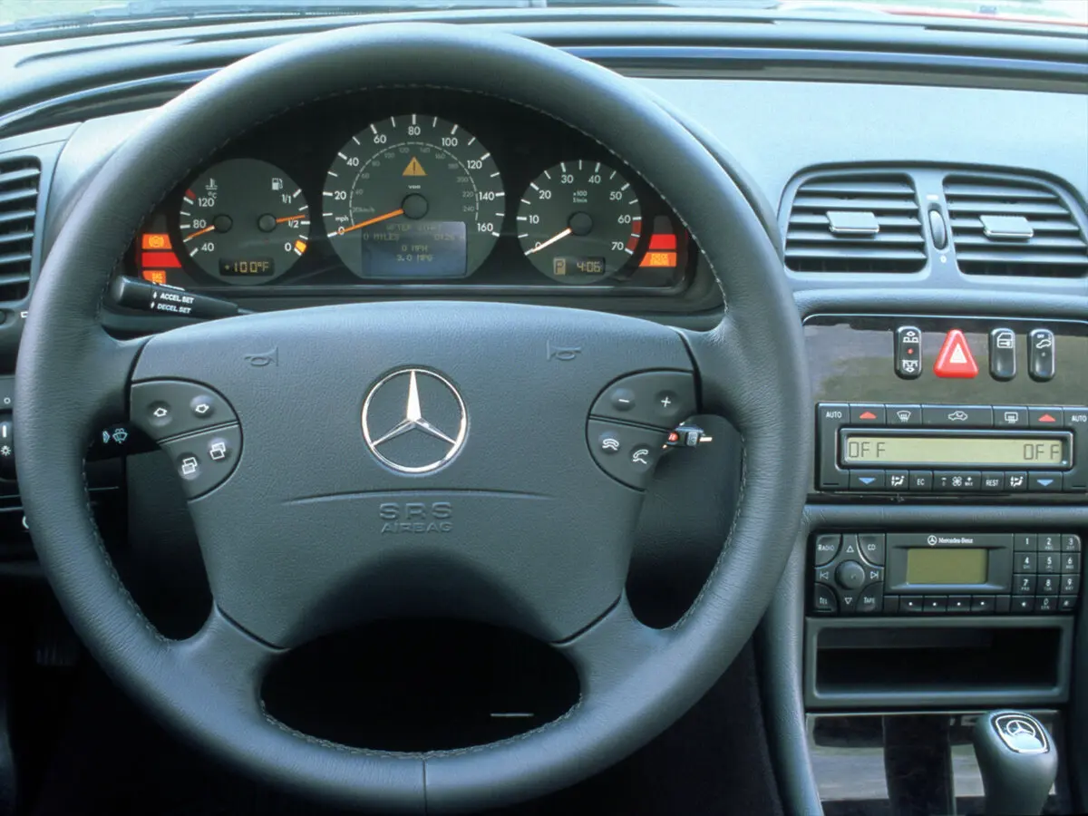 Mercedes-Benz CLK-Класс I (W208) Рестайлинг Кабриолет — сүрөт 5