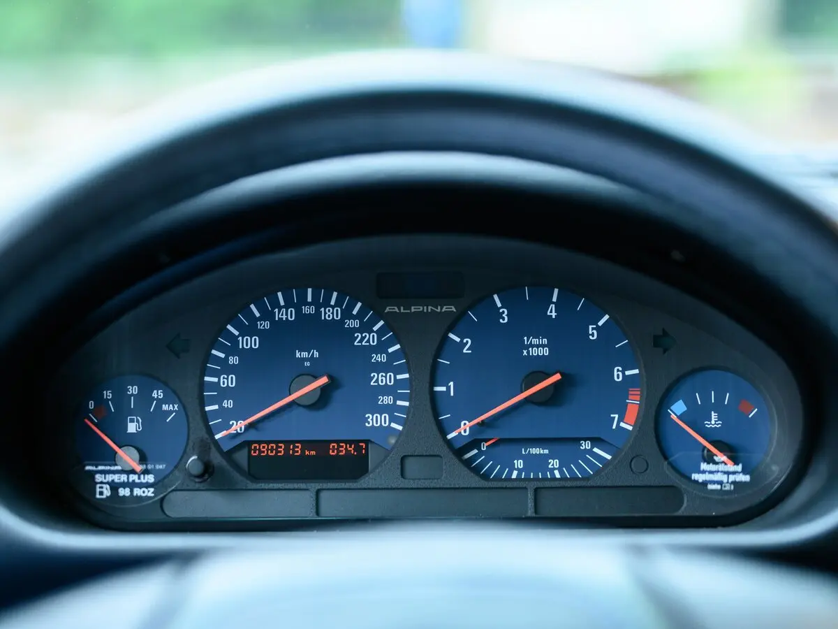 Alpina B8 E36 Седан — photo 5