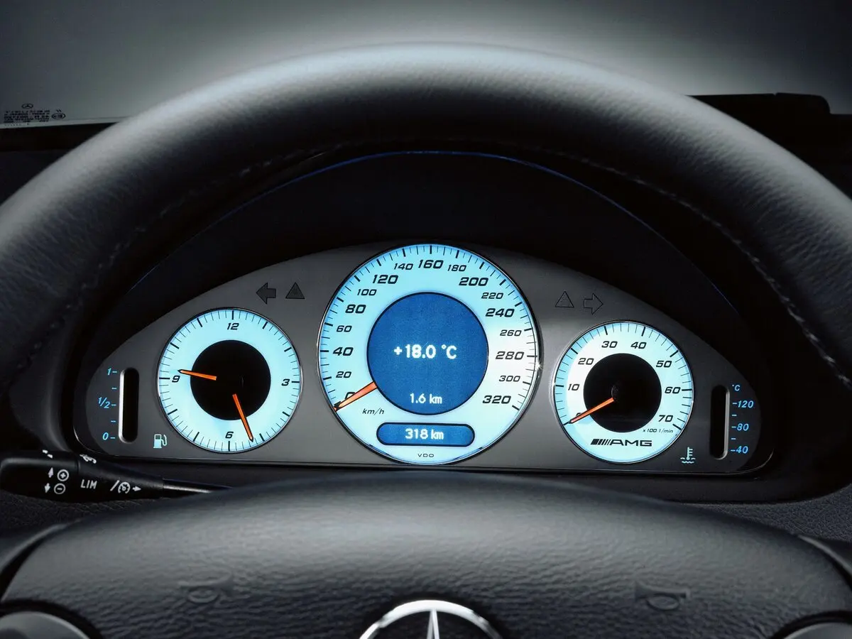 Mercedes-Benz CLK-Класс AMG II (W209) Купе — 照片 9
