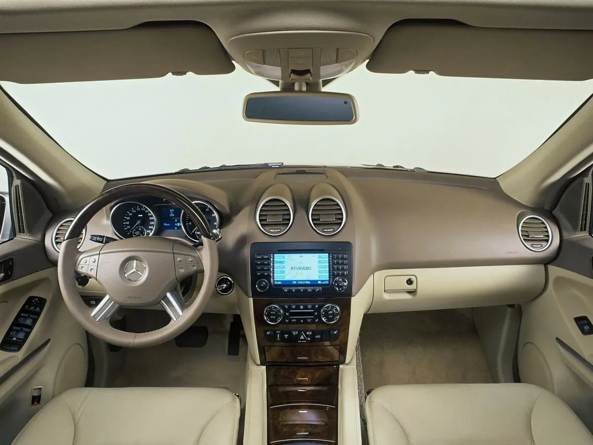 Mercedes-Benz M-Класс II (W164) Внедорожник 5 дв. — 照片 6