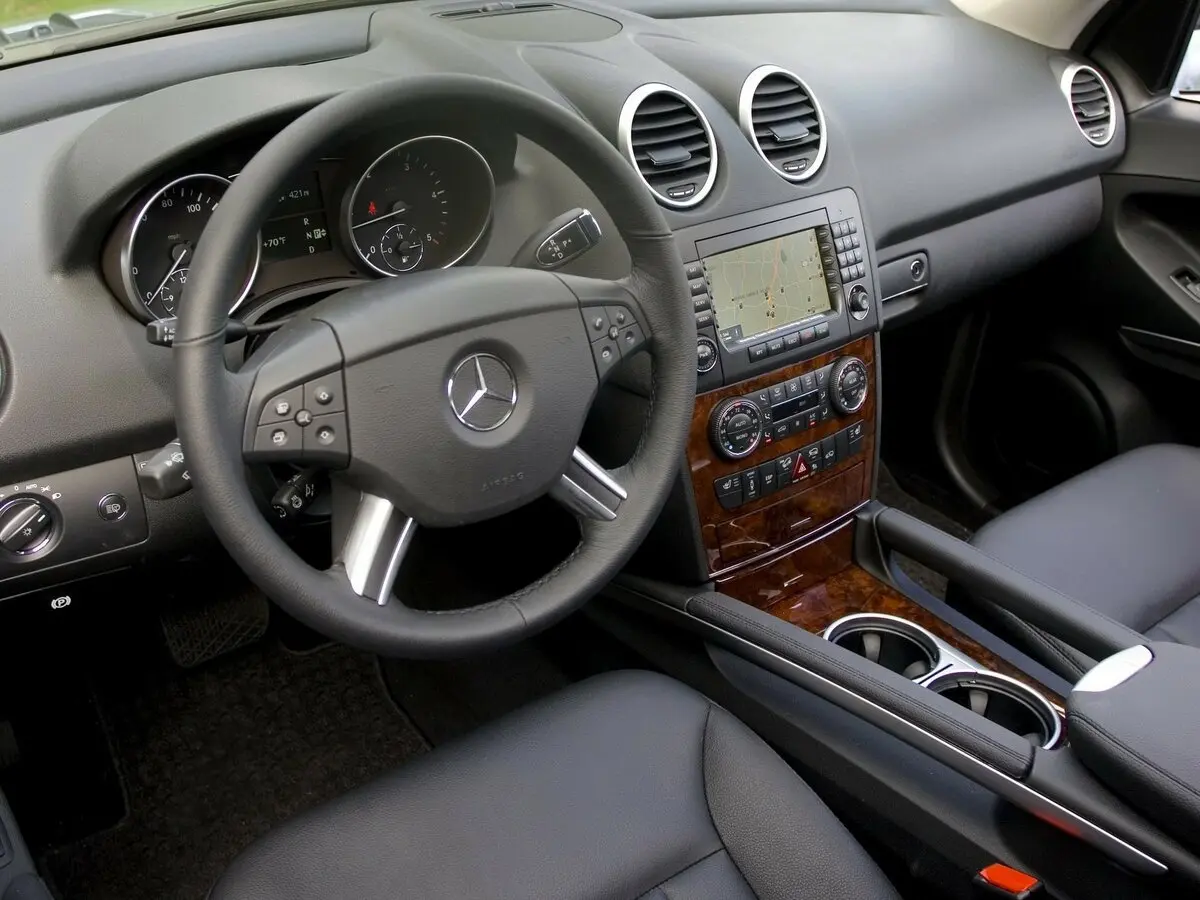 Mercedes-Benz M-Класс II (W164) Внедорожник 5 дв. — 照片 7