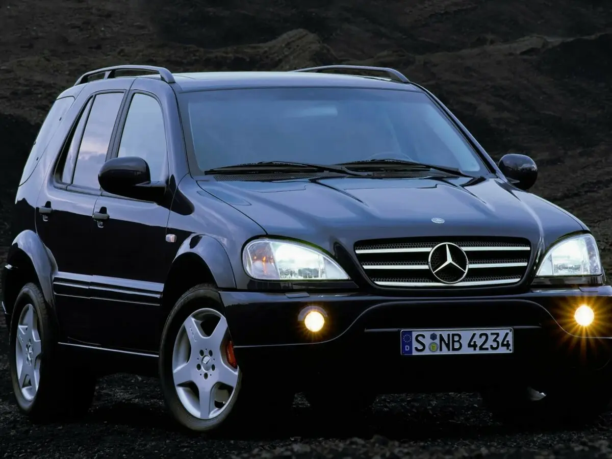 Mercedes-Benz M-Класс AMG I (W163) Внедорожник 5 дв. — photo 3