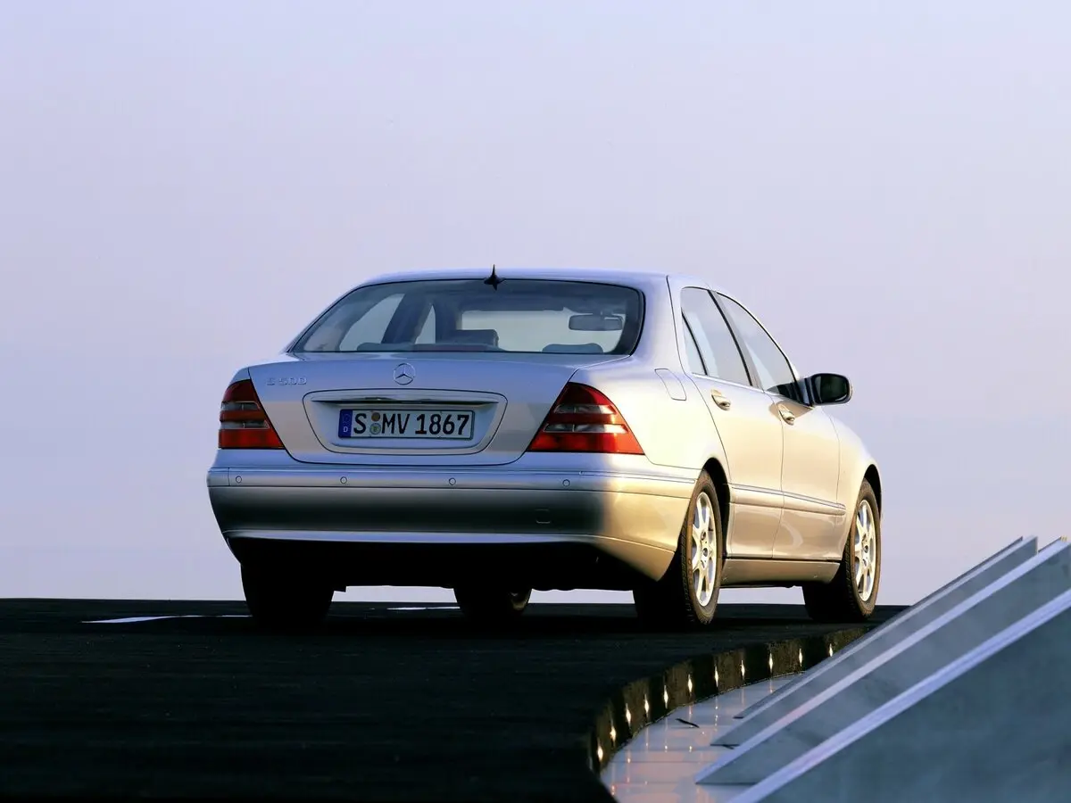 Mercedes-Benz S-Класс IV (W220) Седан Long — фото 4