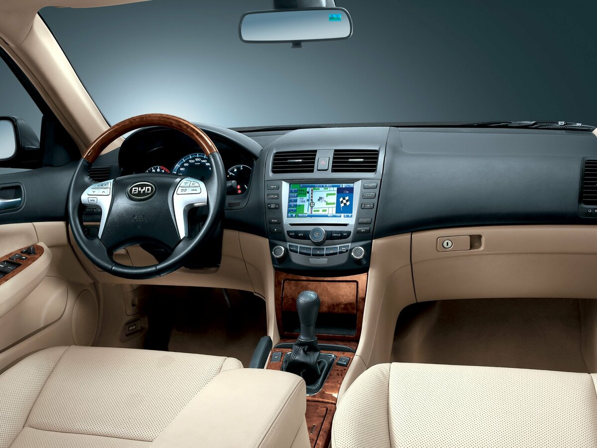 BYD F6 2007 – 2012 Седан — фото 4
