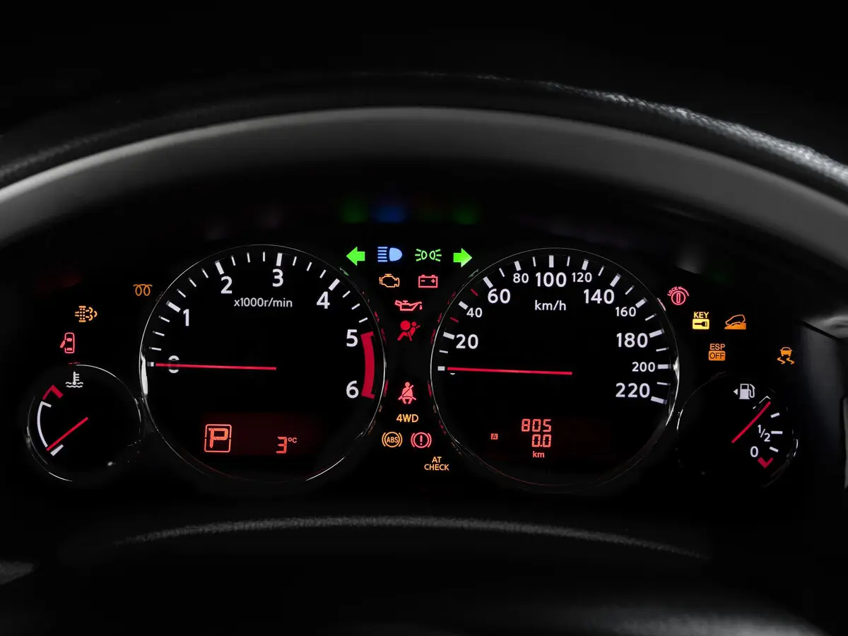 Nissan Pathfinder III Рестайлинг Внедорожник 5 дв. — фото 9