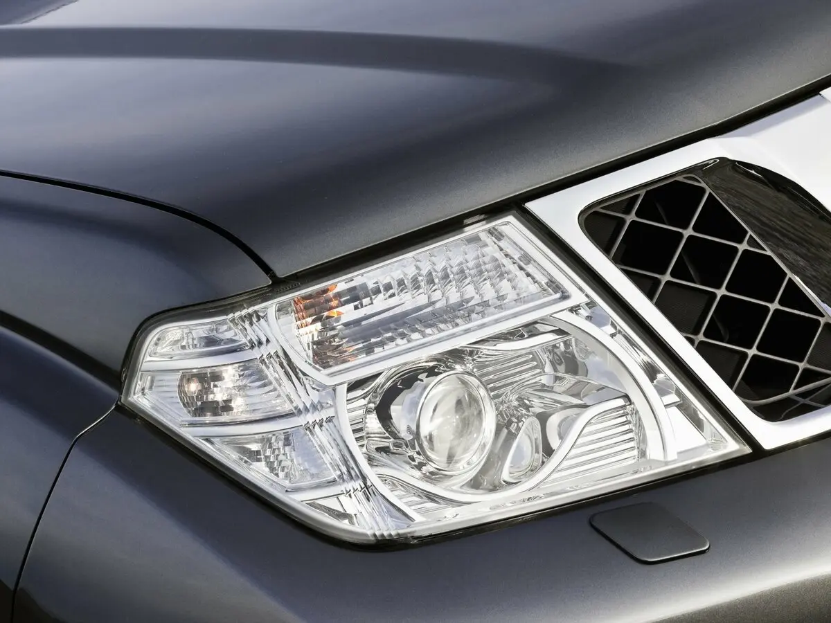Nissan Pathfinder III Рестайлинг Внедорожник 5 дв. — фото 12