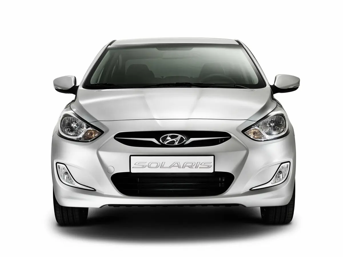 Hyundai Solaris I Седан — сүрөт 3