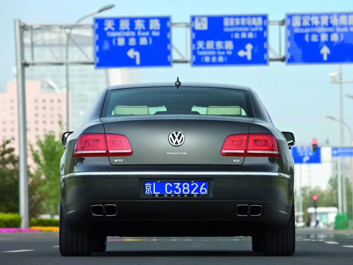 Volkswagen Phaeton I Рестайлинг Седан — сүрөт 3