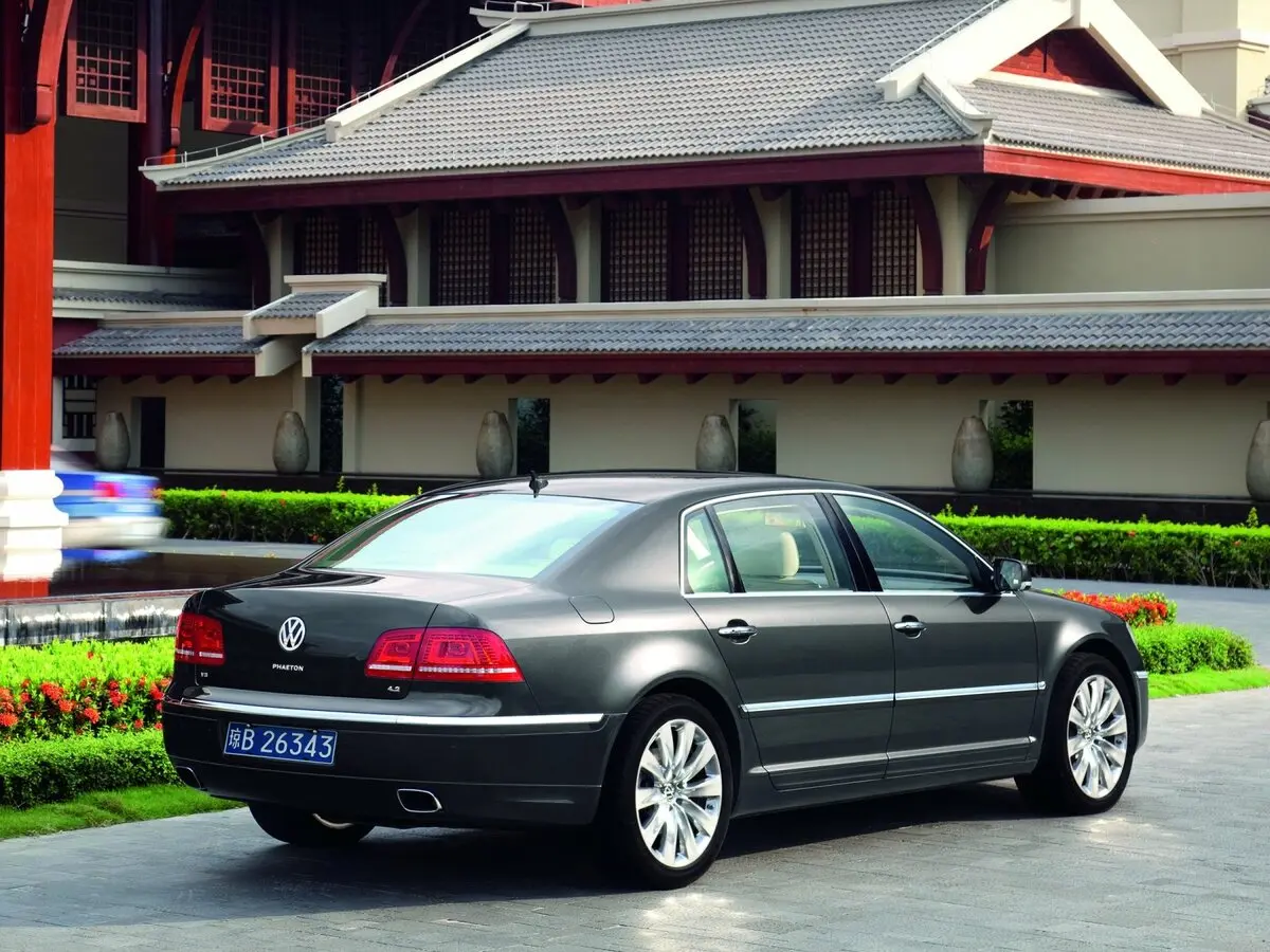 Volkswagen Phaeton I Рестайлинг Седан Long — сүрөт 5