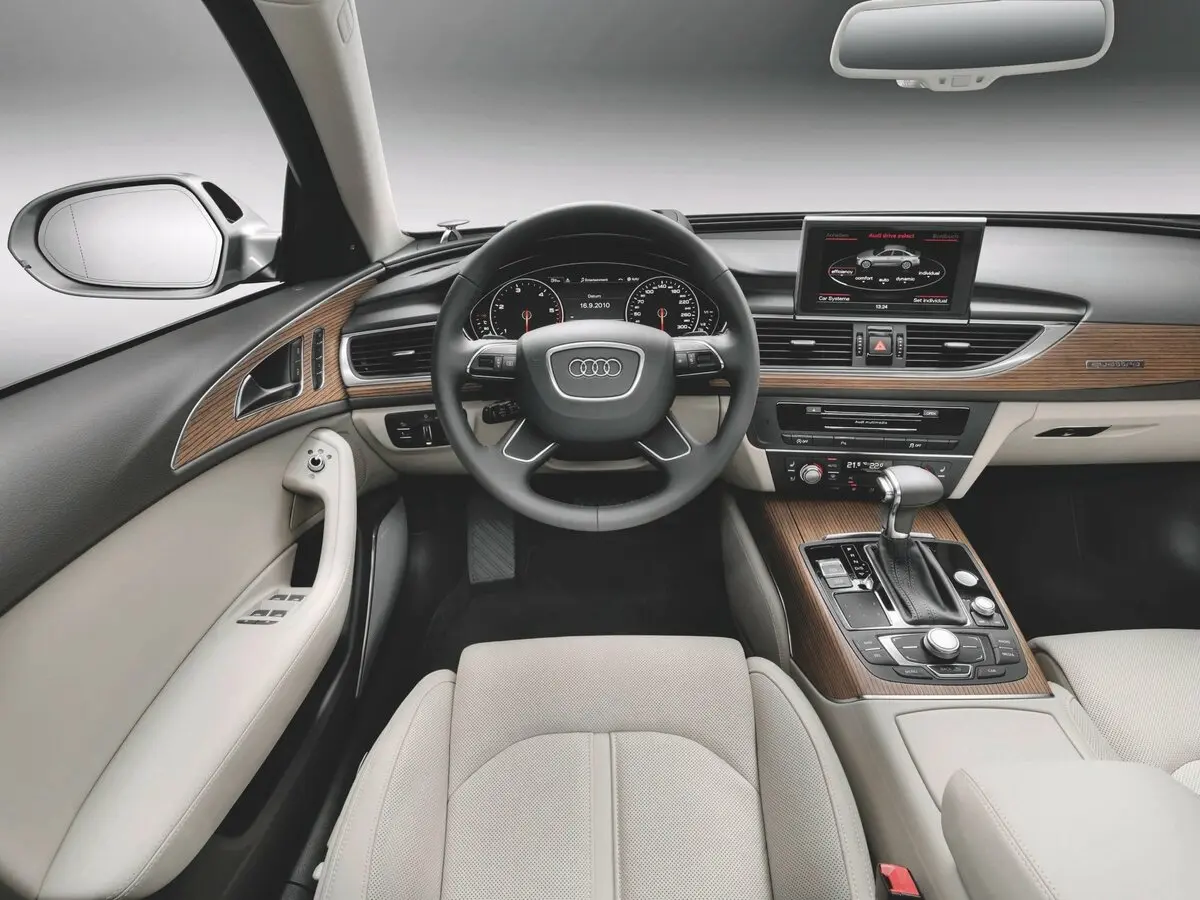 Audi A6 IV (C7) Седан — photo 6
