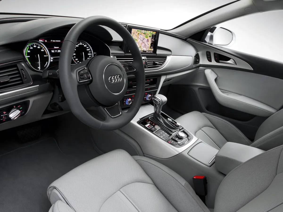 Audi A6 IV (C7) Седан — photo 8
