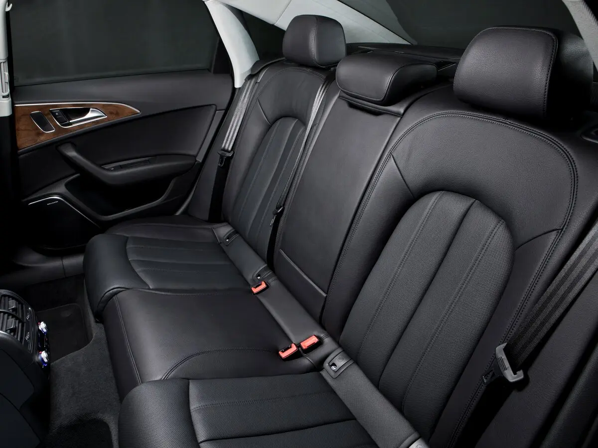 Audi A6 IV (C7) Седан — photo 11