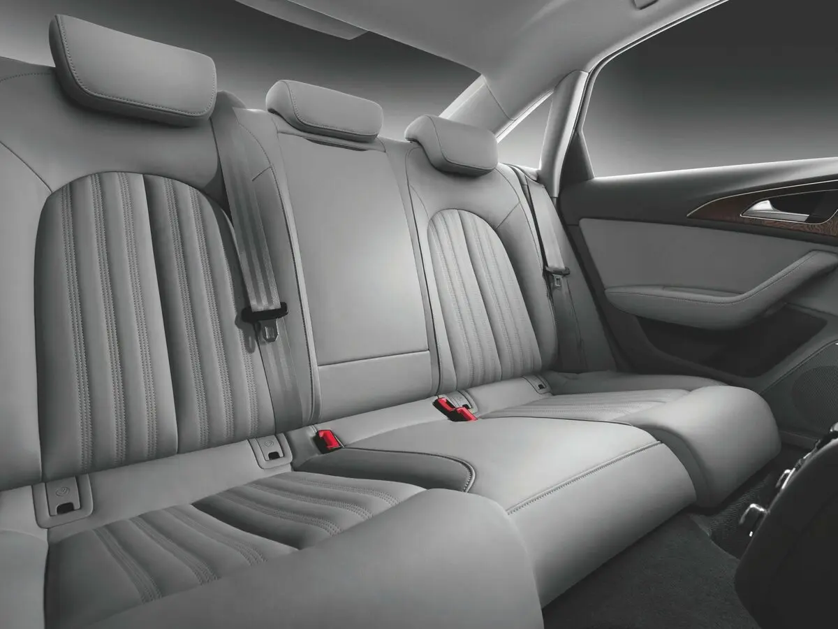Audi A6 IV (C7) Седан — photo 12