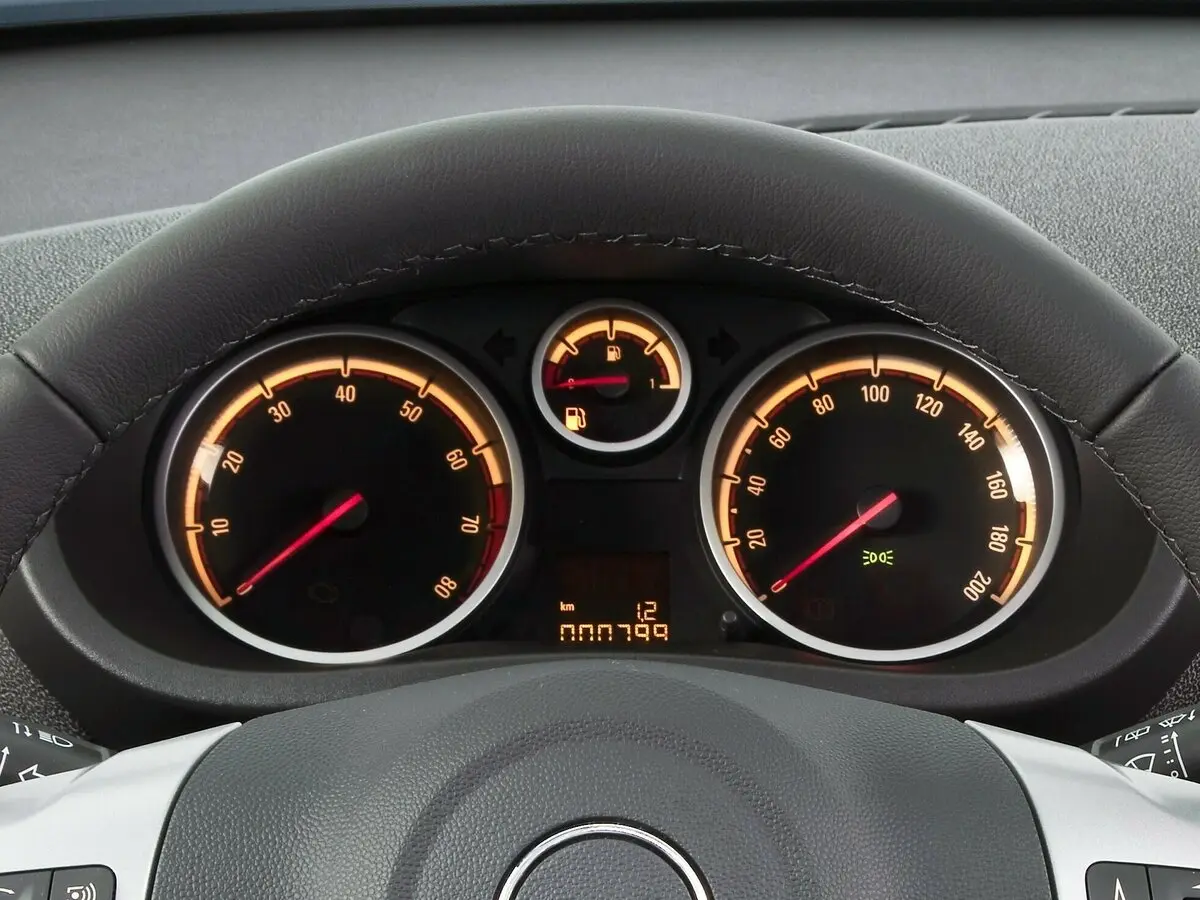 Opel Corsa D Рестайлинг II Хэтчбек 3 дв. — photo 8