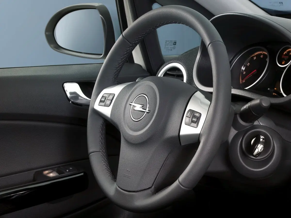 Opel Corsa D Рестайлинг II Хэтчбек 3 дв. — photo 9