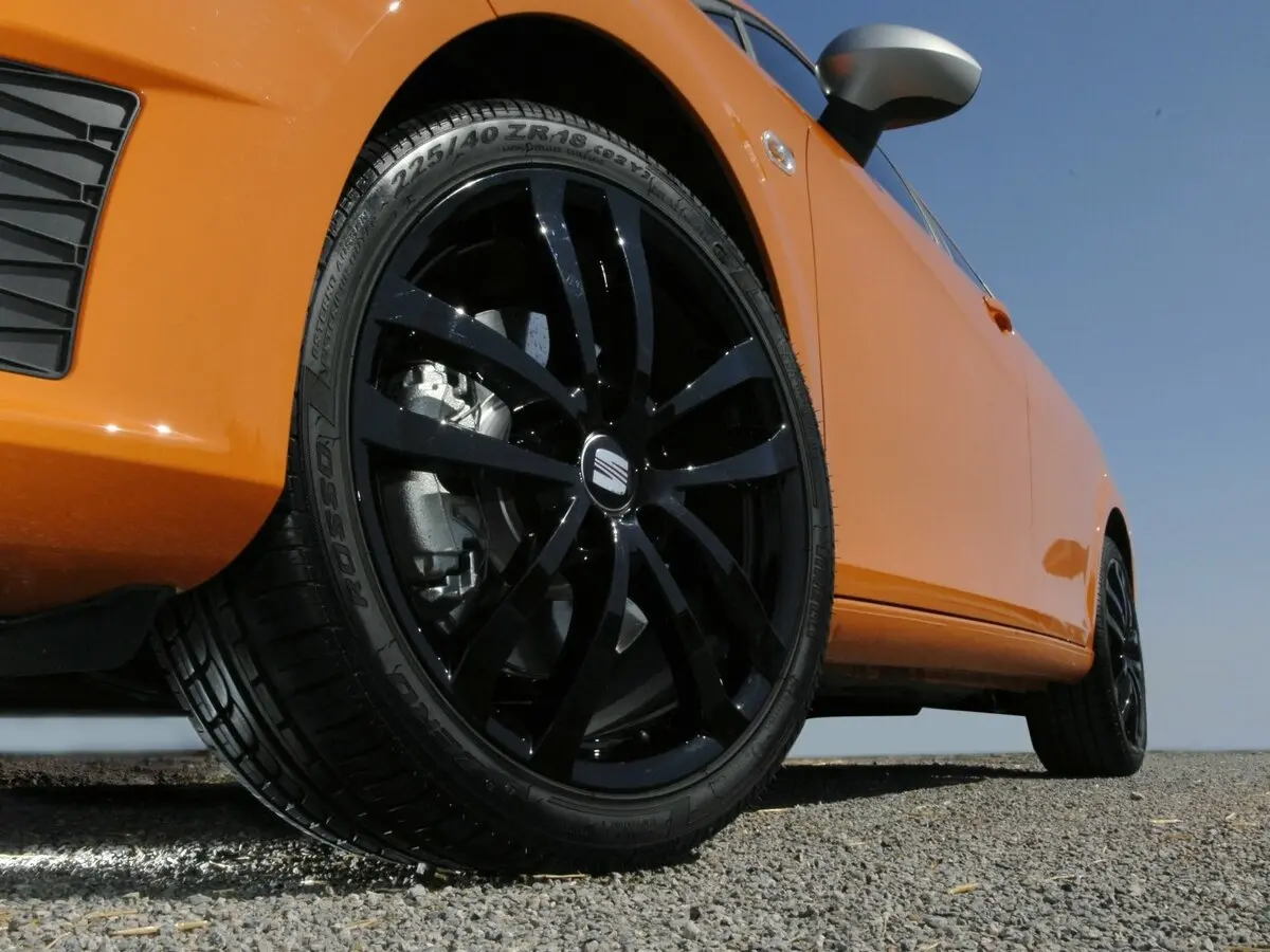 SEAT Leon II Рестайлинг Хэтчбек 5 дв. — photo 13