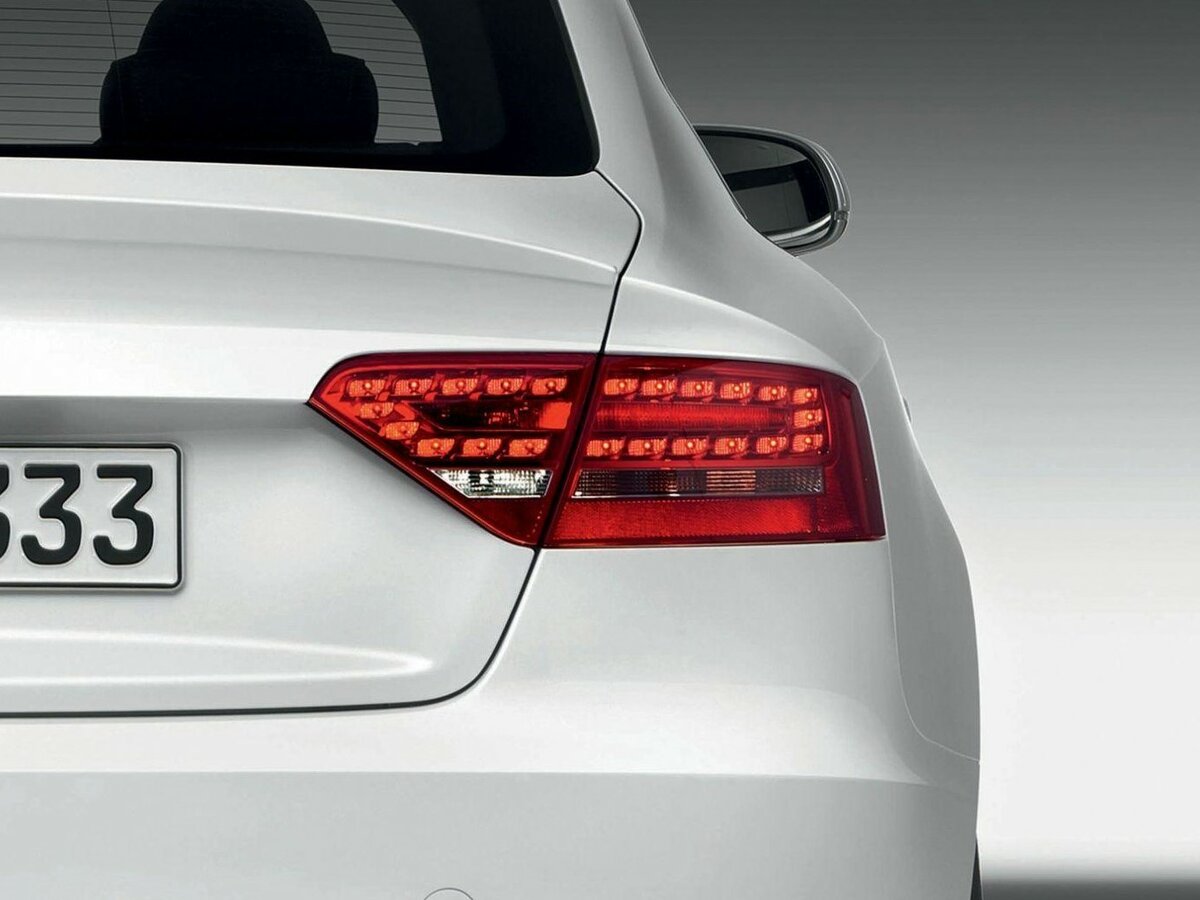 Audi S5 I (8T) Лифтбек