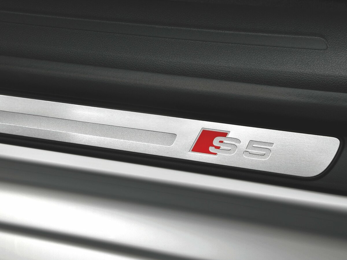 Audi S5 I (8T) Лифтбек