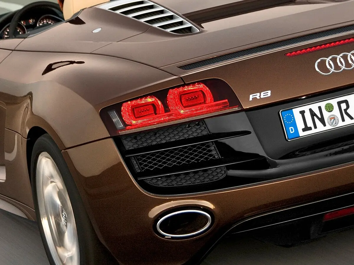 Audi R8 I (Typ 42) Кабриолет — сүрөт 14