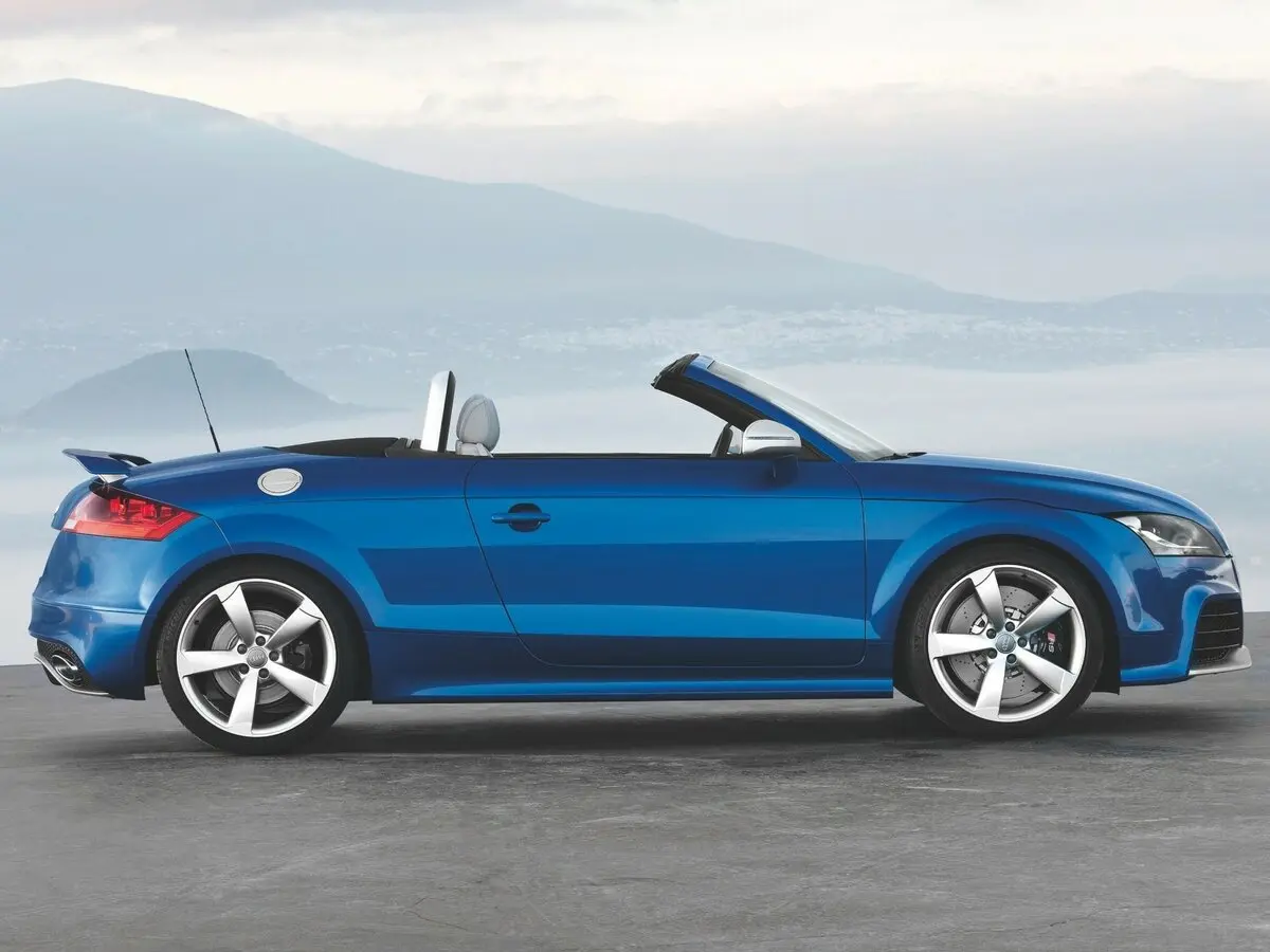 Audi TT RS II (8J) Родстер — 照片 2