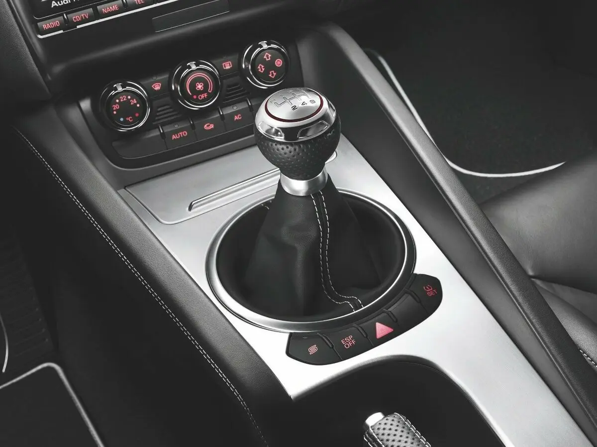 Audi TT RS II (8J) Родстер — 照片 8