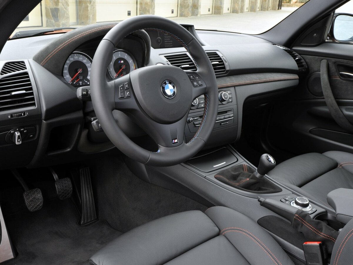BMW 1M I (E82) Купе