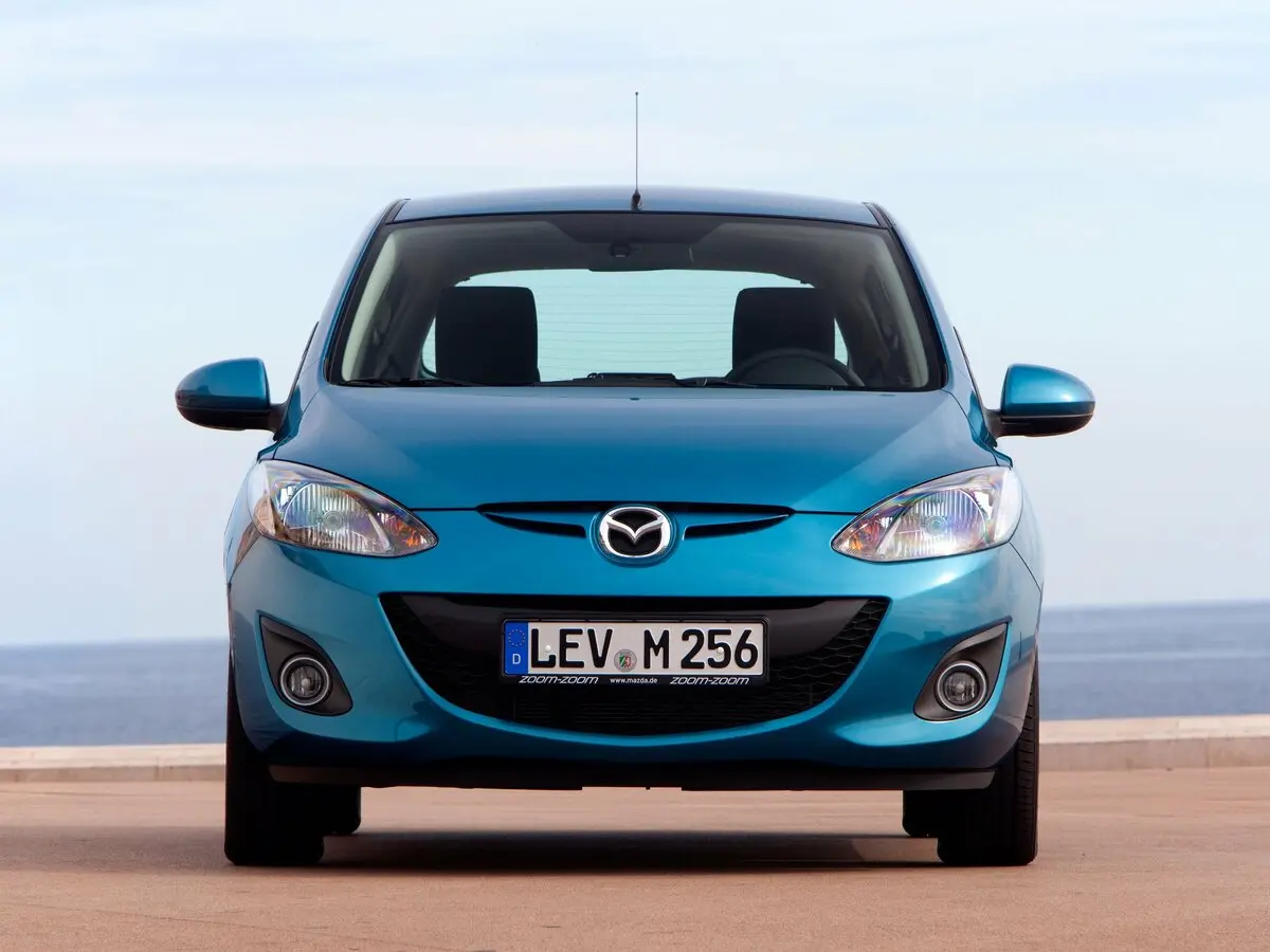 Mazda 2 II Рестайлинг (DE2) Хэтчбек 5 дв. — сүрөт 3