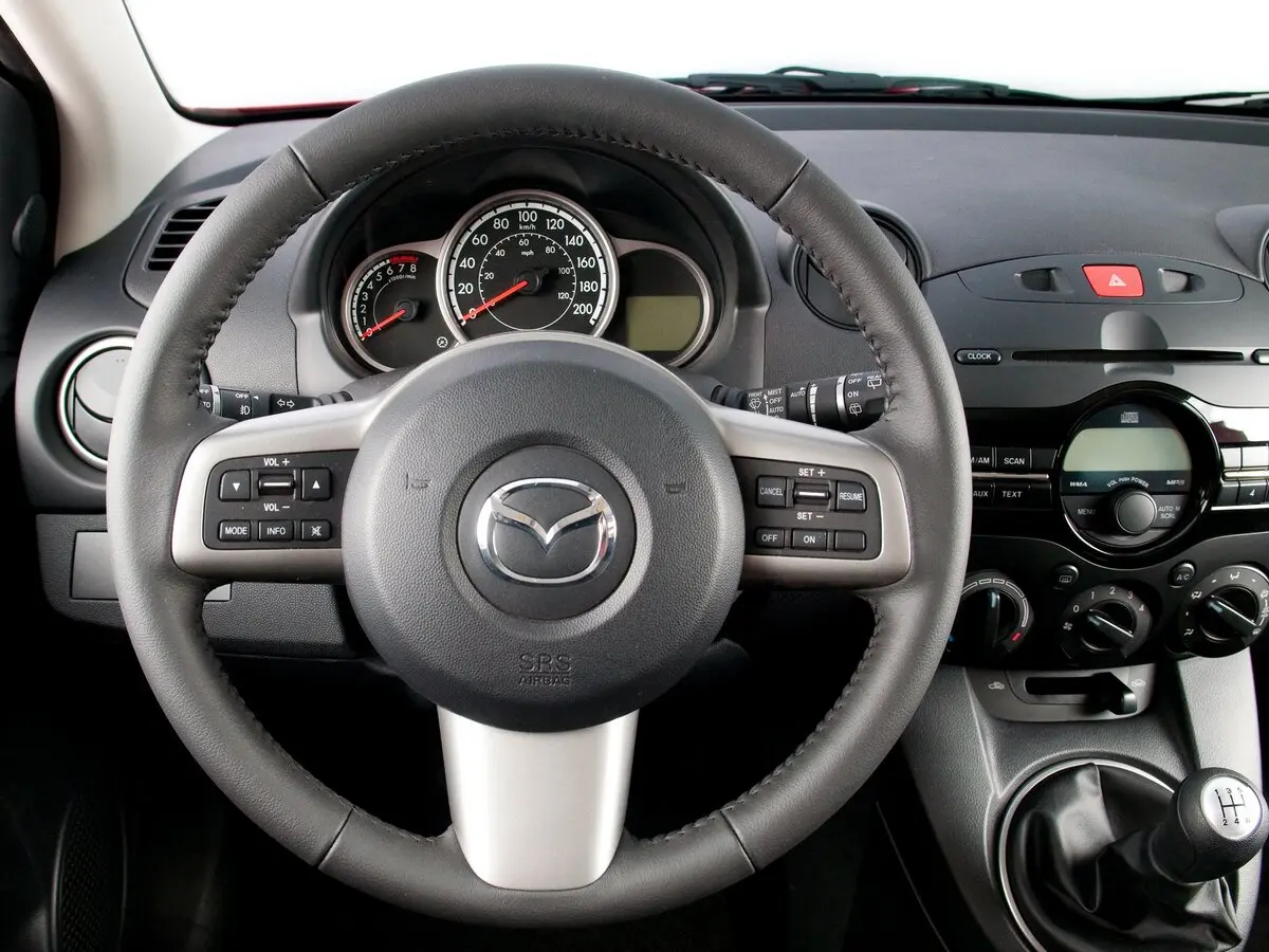 Mazda 2 II Рестайлинг (DE2) Хэтчбек 5 дв. — сүрөт 9