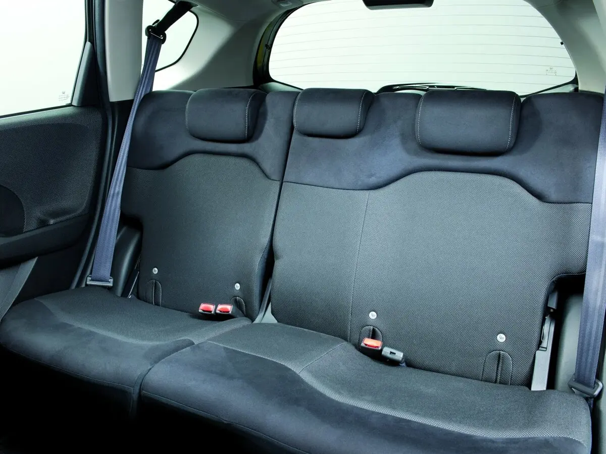 Honda Jazz II Рестайлинг Хэтчбек 5 дв. — фото 10