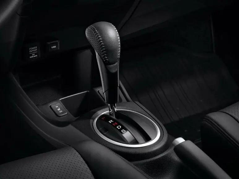 Honda Jazz II Рестайлинг Хэтчбек 5 дв. — фото 11