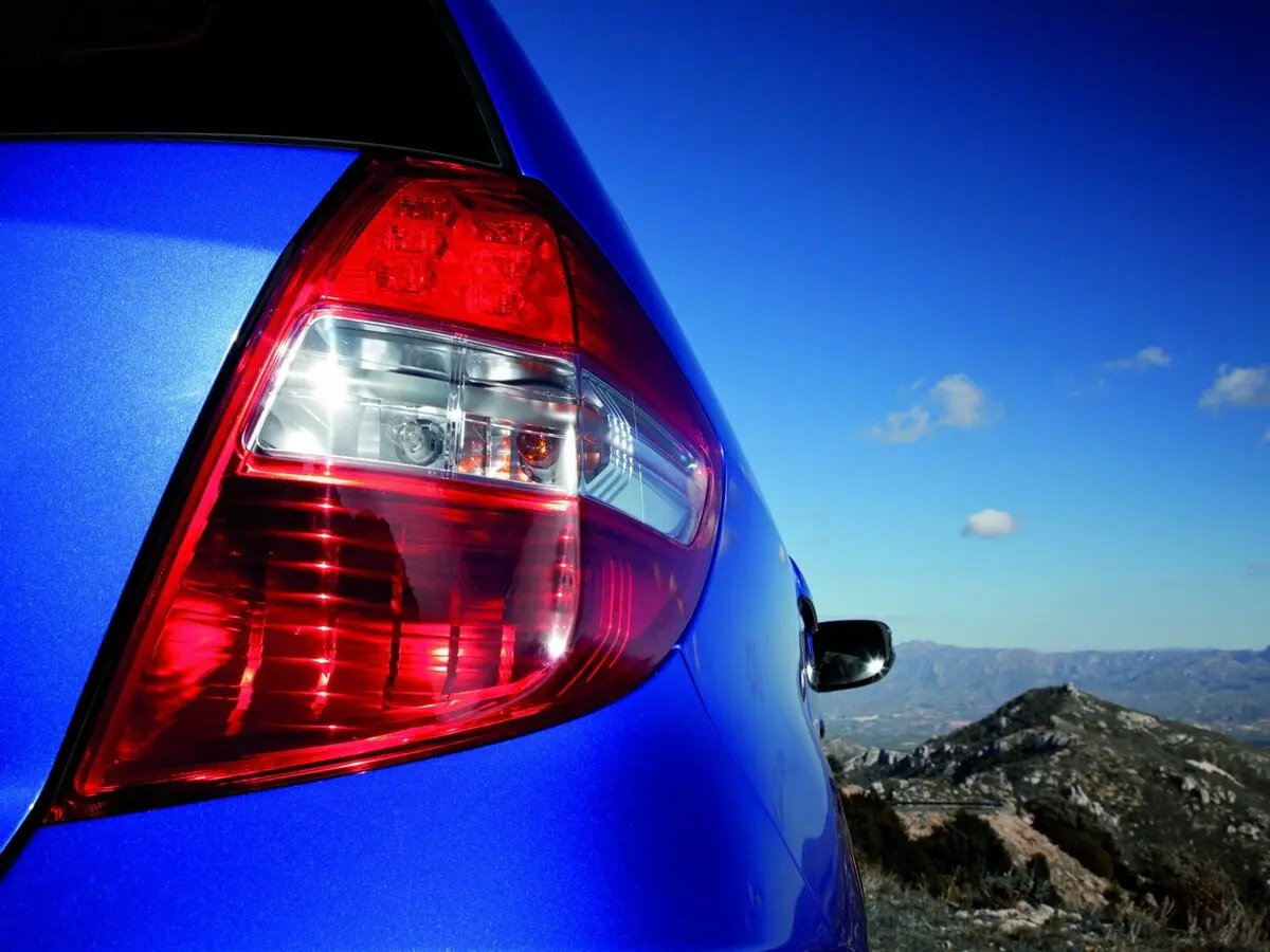 Honda Jazz II Рестайлинг Хэтчбек 5 дв. — фото 14