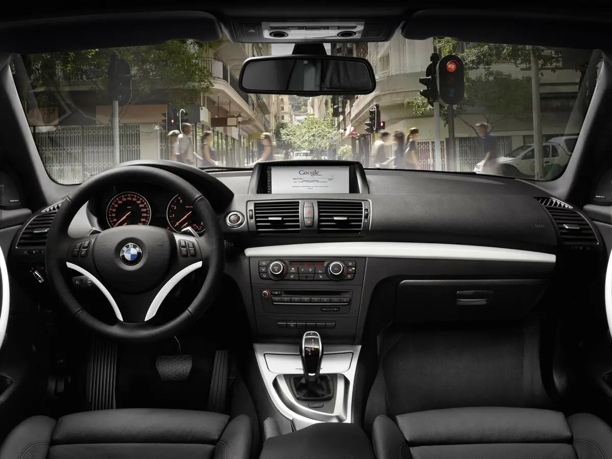 BMW 1 серии I (E82/E88) Рестайлинг 2 Купе — сүрөт 6