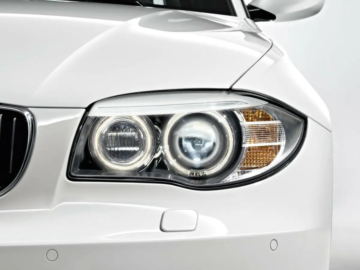 BMW 1 серии I (E82/E88) Рестайлинг 2 Купе — сүрөт 13
