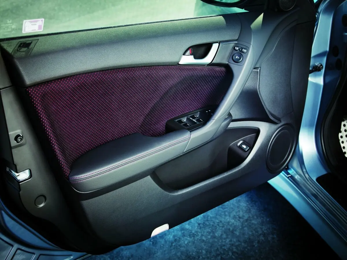 Honda Accord VIII Рестайлинг Седан — фото 9