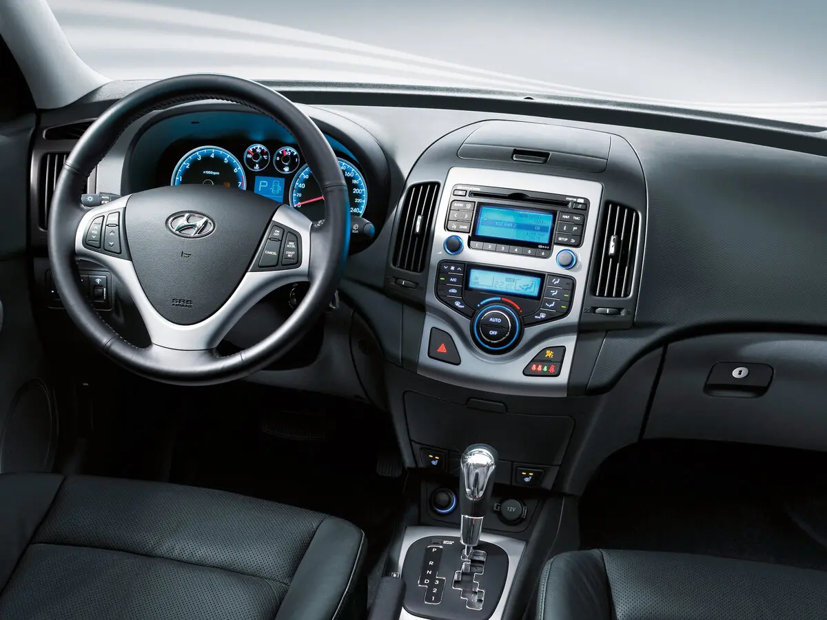 Hyundai i30 I Универсал 5 дв. — фото 6