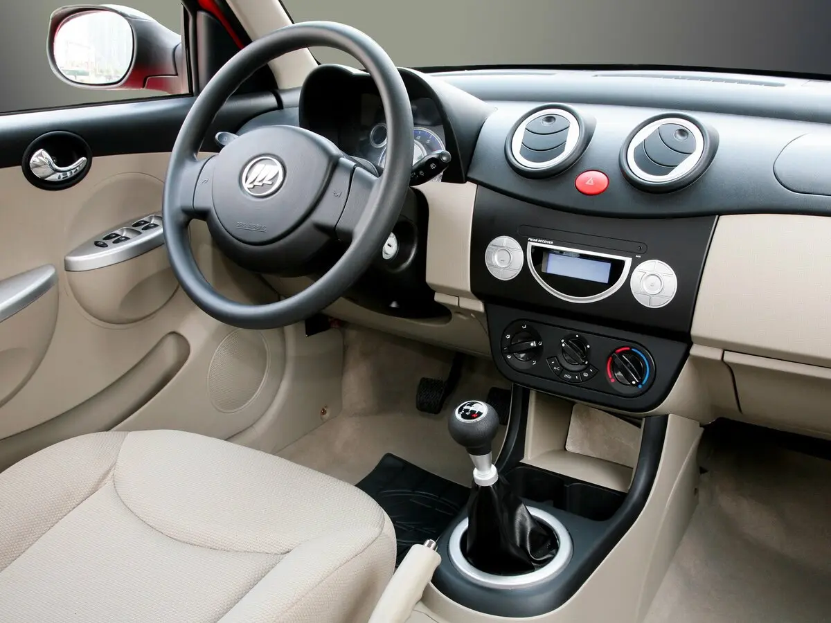 Lifan Smily I (320) Хэтчбек 5 дв. — 照片 7