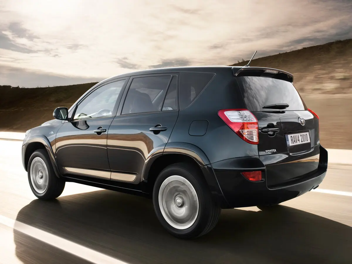 Toyota RAV4 III (XA30) Рестайлинг Внедорожник 5 дв. — фото 4