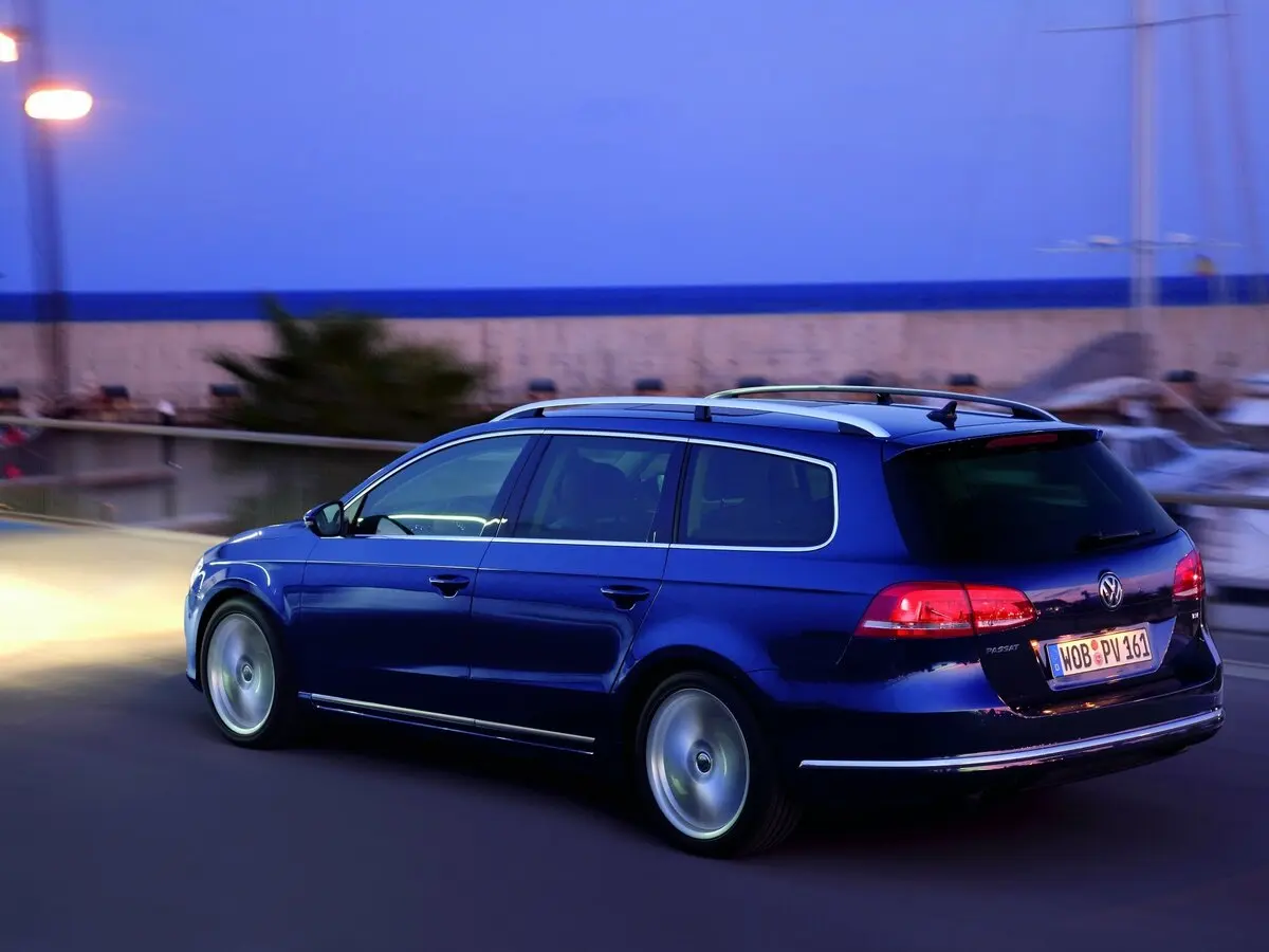 Volkswagen Passat B7 Универсал 5 дв. — фото 4
