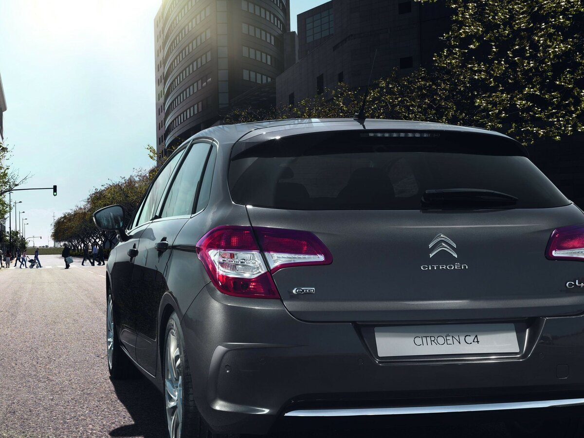 Citroen C4 II Хэтчбек 5 дв. — фото 4