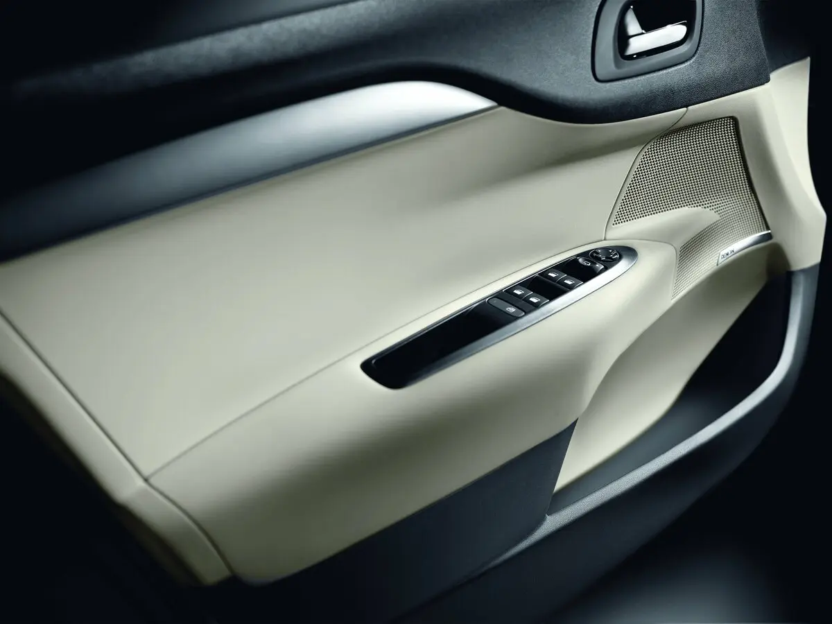 Citroen C4 II Хэтчбек 5 дв. — сүрөт 12