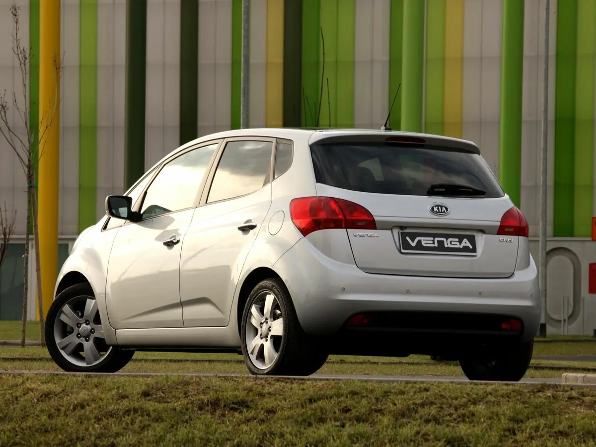 Kia Venga I Компактвэн — сүрөт 5