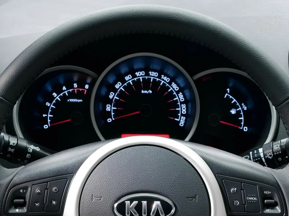 Kia Venga I Компактвэн — сүрөт 8