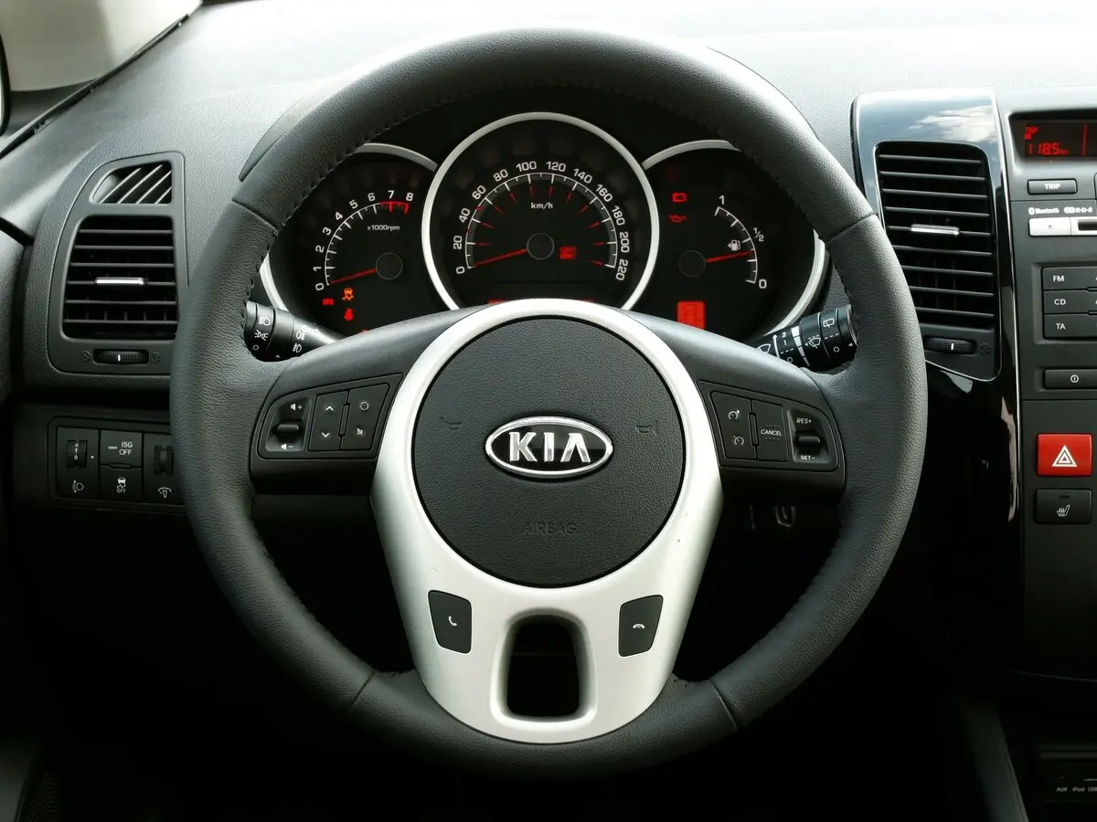 Kia Venga I Компактвэн — сүрөт 9