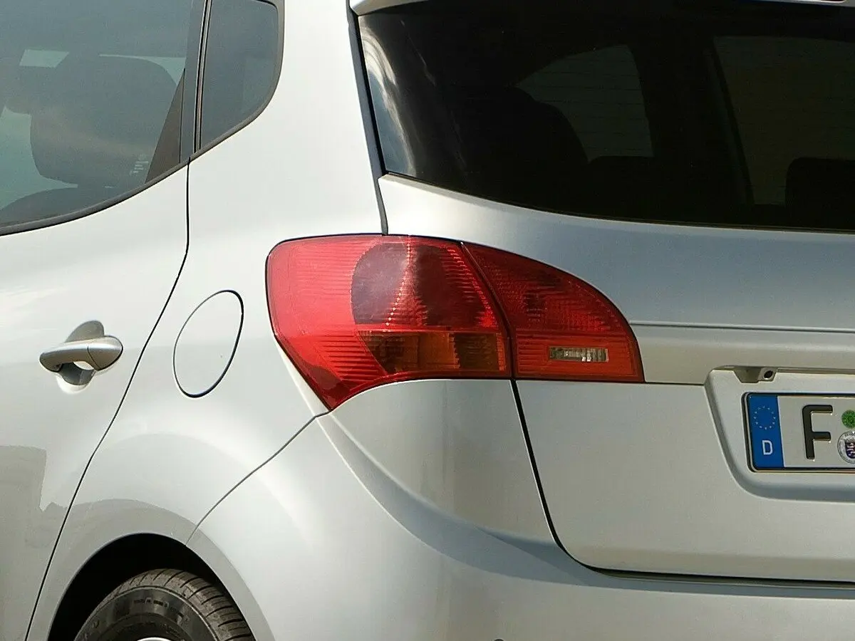 Kia Venga I Компактвэн — сүрөт 16