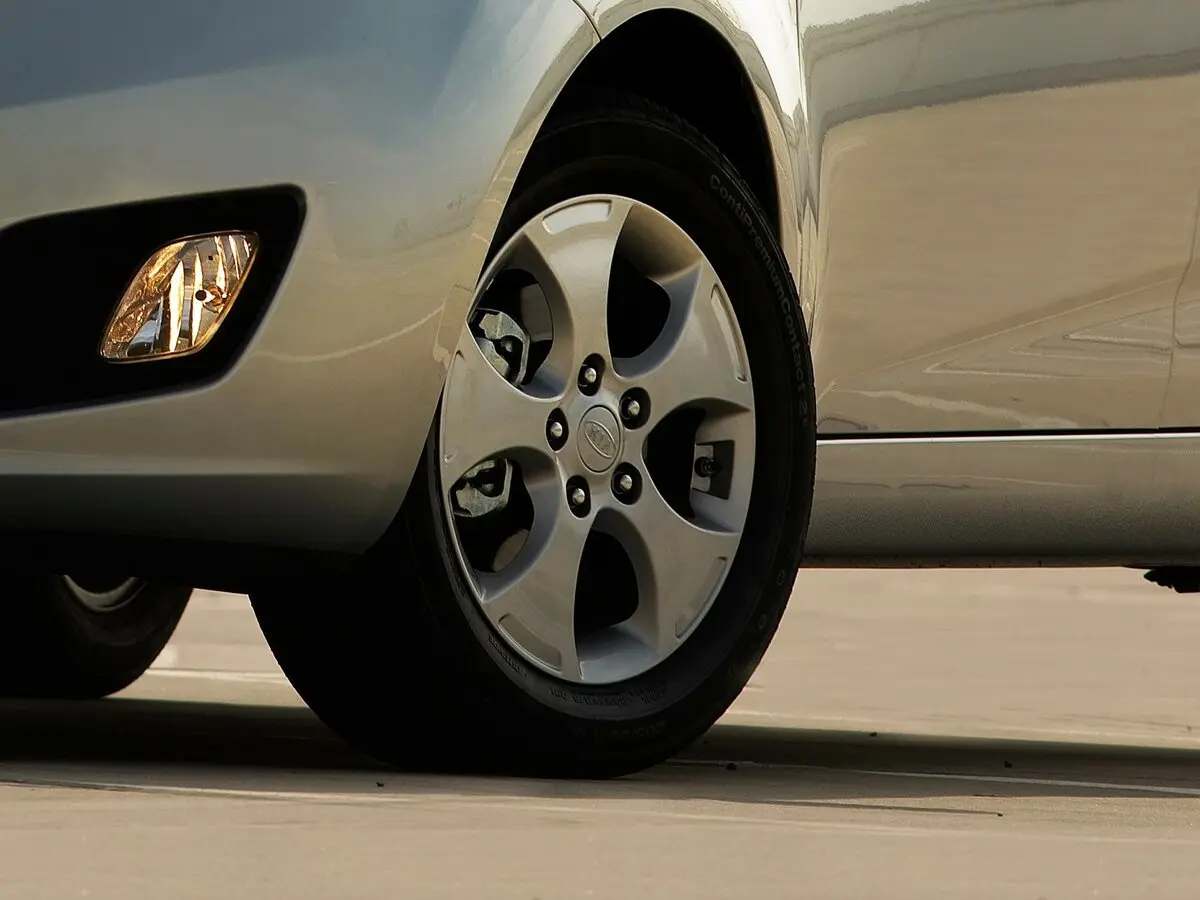 Kia Venga I Компактвэн — сүрөт 19