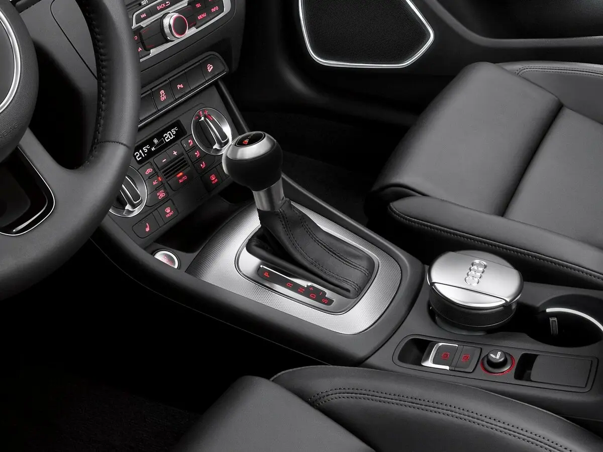 Audi Q3 I (8U) Внедорожник 5 дв. — сүрөт 13